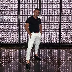 Meet your Posher, Benjamin